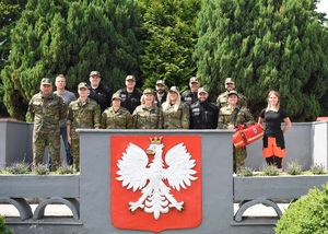 Szkolimy się w udzielaniu pierwszej pomocy Szkolimy się w udzielaniu pierwszej pomocy