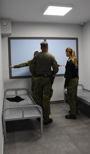 Zakończenie kursu doskonalącego pt. „Doprowadzanie cudzoziemców drogą lądową” Zakończenie kursu doskonalącego pt. „Doprowadzanie cudzoziemców drogą lądową”