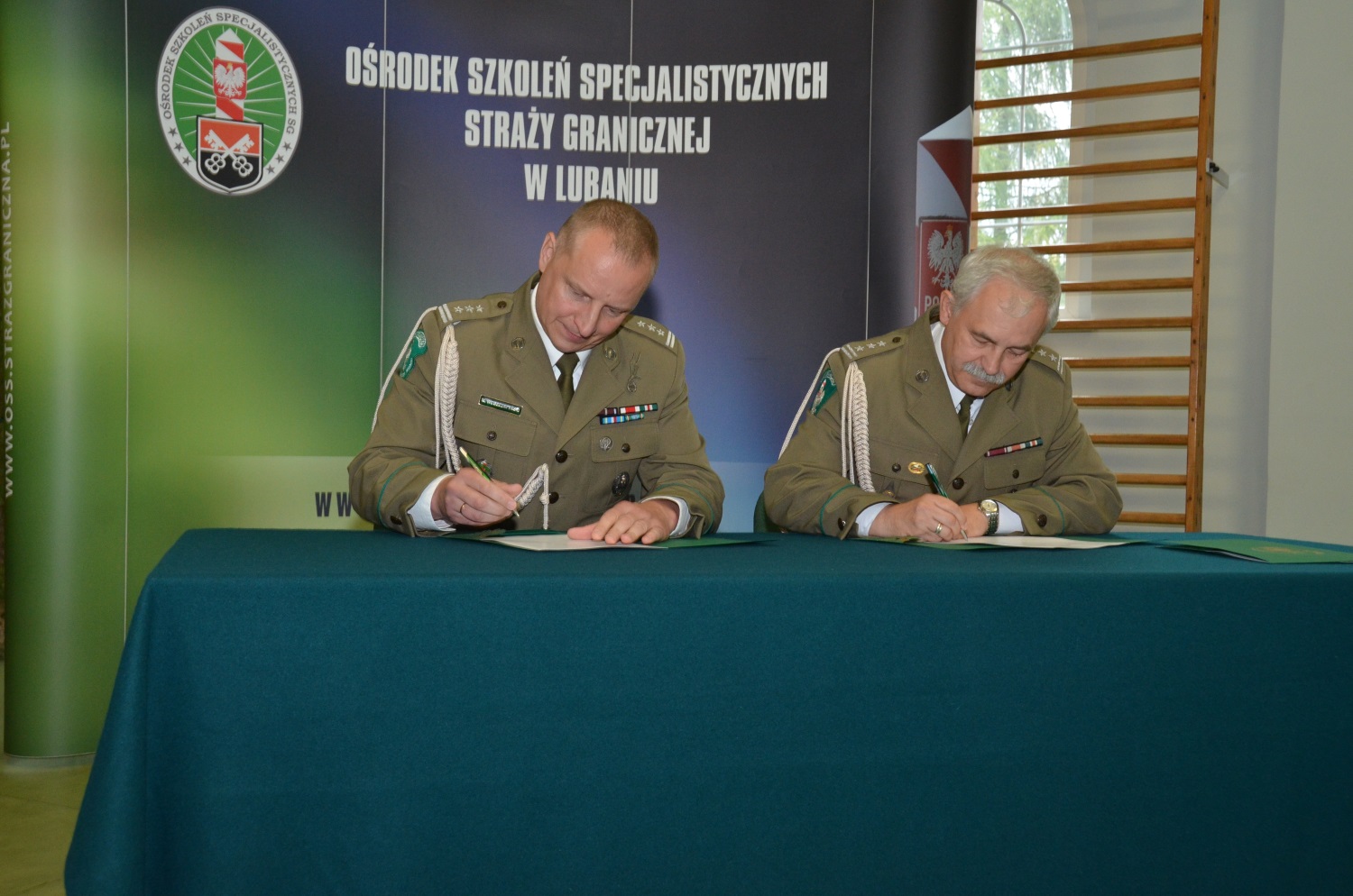 Zdający obowiązki płk SG Marek Woszczatyński i obejmujący stanowisko Komendanta płk SG Roman Łubiński 