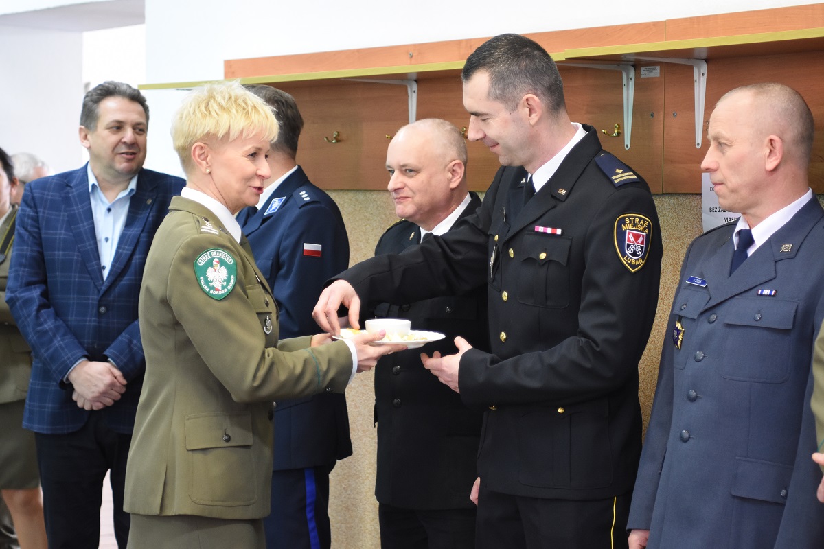 Składanie życzeń wielkanocnych 