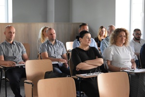 Uczestnicy warsztatów na sali wykładowej