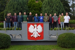 Zdjęcie grupowe na terenie Ośrodka