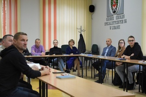 Taktyka i technika prowadzenia rozpoznania w zakresie identyfikowania naruszeń przez cudzoziemców prawa wjazdu i pobytu na terytorium RP