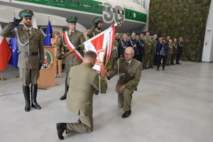 13. rocznica powstania Ośrodka Szkoleń Specjalistycznych SG w Lubaniu oraz uroczyste przekazania obowiązków i sztandaru Ośrodka nowemu Komendantowi