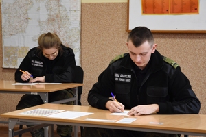 Kolejni absolwenci szkolenia podoficerskiego opuszczają mury OSS SG w Lubaniu