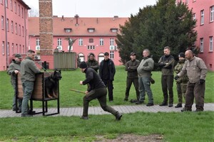 Kurs dla pozorantów z zakresu ćwiczeń obronnych psów