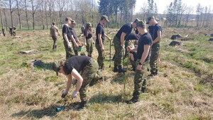 Światowy Dzień Ziemi z udziałem funkcjonariuszy z OSS SG w Lubaniu