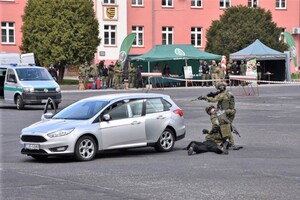Przedsięwzięcie pod hasłem „Służby Mundurowe – Super Możliwości”