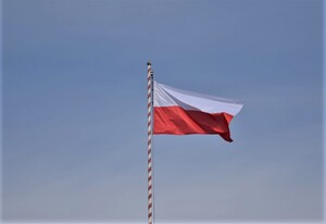 Dzień Flagi Rzeczpospolitej Polskiej w Ośrodku Szkoleń Specjalistycznych Straży Granicznej w Lubaniu