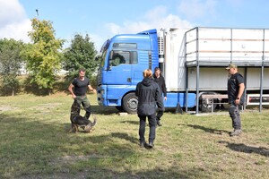 Rozpoczęcie szkolenia specjalistycznego i zakup psów