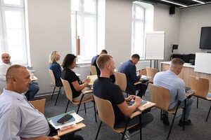 Warsztaty dla sekcji konwojowych w strzeżonych ośrodkach dla cudzoziemców