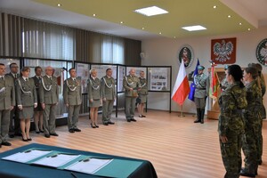 Ślubowanie nowo przyjętych do służby funkcjonariuszy w OSS SG w Lubaniu