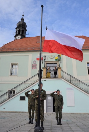 Uroczyste ślubowanie uczniów klas pierwszych o profilu graniczno-obronnym z Zespołu Szkół w Lubomierzu