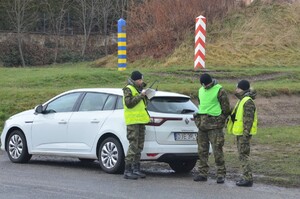 Kolejni absolwenci szkolenia podoficerskiego opuszczają mury OSS SG w Lubaniu
