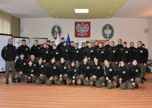 Wizyta uczniów klas mundurowych w Ośrodku Szkoleń Specjalistycznych Straży Granicznej w Lubaniu