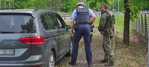 Warsztaty instruktorów taktyki i technik interwencji dla funkcjonariuszy SG i BPOL Funkcjonariusz SG oraz Funkcjonariusz BPOL