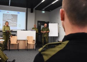 Przesłanki przyznania ochrony cudzoziemcom w kontekście wydawanych decyzji o zobowiązaniu do powrotu Przesłanki przyznania ochrony cudzoziemcom w kontekście wydawanych decyzji o zobowiązaniu do powrotu