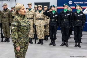 Finał II Ogólnopolskiego Przeglądu Musztry Klas Mundurowych w OSS SG w Lubaniu dobiegł końca Finał II Ogólnopolskiego Przeglądu Musztry Klas Mundurowych w OSS SG w Lubaniu dobiegł końca