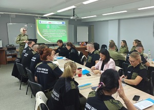 Zasady i procedury postępowania administracyjnego ze szczególnym uwzględnieniem postępowania administracyjnego prowadzonego wobec cudzoziemców” Funkcjonariusze SG podczas szkolenia