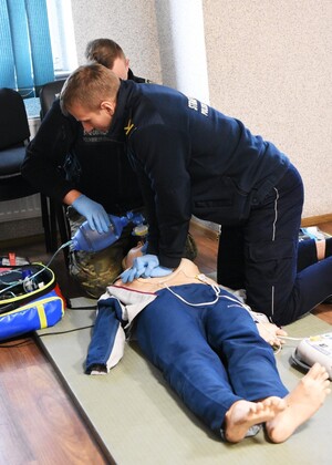 Jak udzielać kwalifikowanej pierwszej pomocy ? Jak udzielać kwalifikowanej pierwszej pomocy ?