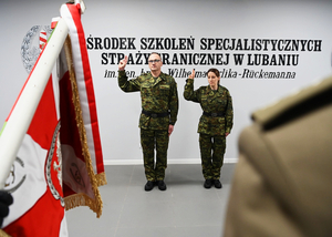 Nowi funkcjonariusze Straży Granicznej złożyli ślubowanie Nowi funkcjonariusze Straży Granicznej złożyli ślubowanie