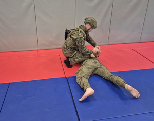 Żołnierze WOT szkolą się w OSS SG w Lubaniu Żołnierze WOT szkolą się w OSS SG w Lubaniu