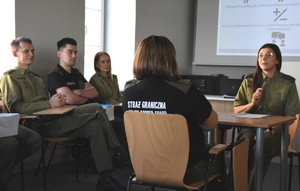 Kurs doskonalący nt. „Przesłanki przyznania ochrony cudzoziemcom w kontekście wydawanych decyzji o zobowiązaniu do powrotu” Kurs doskonalący nt. „Przesłanki przyznania ochrony cudzoziemcom w kontekście wydawanych decyzji o zobowiązaniu do powrotu”
