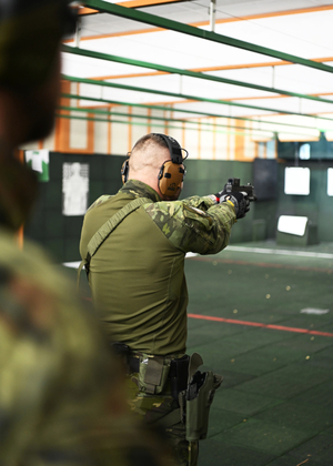 Posługiwanie się bronią palną w trakcie wykonywania zadań służbowych Posługiwanie się bronią palną w trakcie wykonywania zadań służbowych