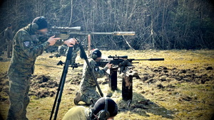 Technika i taktyka działania Zespołów Bojowych Obserwacyjno-Strzeleckich Technika i taktyka działania Zespołów Bojowych Obserwacyjno-Strzeleckich