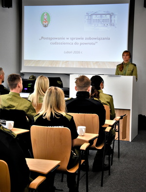 Zakończenie kursu pt. ”Postępowanie w sprawie zobowiązania cudzoziemca do powrotu” Zakończenie kursu pt. ”Postępowanie w sprawie zobowiązania cudzoziemca do powrotu”