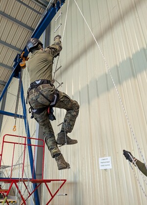 Szkolimy się na śmigłowcach Szkolimy się na śmigłowcach