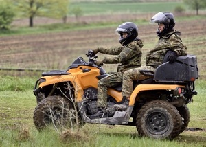 Kurs doskonalący nt. „Trening bezpiecznej jazdy pojazdami ATV w różnych warunkach terenowych – moduł I” Kurs doskonalący nt. „Trening bezpiecznej jazdy pojazdami ATV w różnych warunkach terenowych – moduł I”