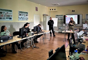 Szkolenie funkcjonariuszy wspólnych polsko-słowackich patroli Szkolenie funkcjonariuszy wspólnych polsko-słowackich patroli